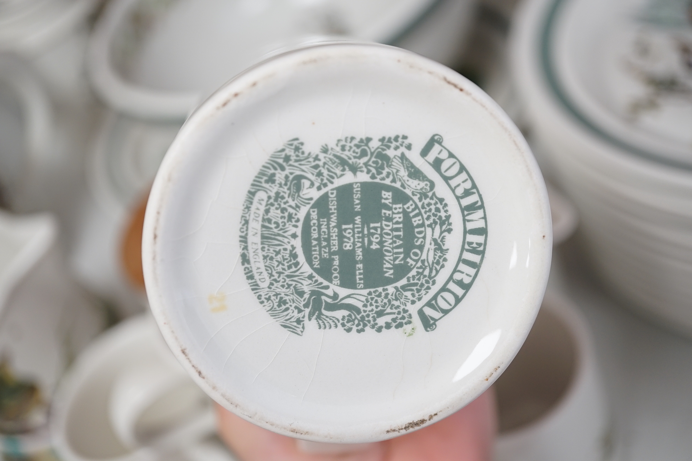 A Portmeirion suite of dinnerware, Birds of Britain